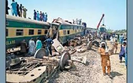 பாகிஸ்தானில் ரயில் தடம் புரண்டு 22பேர் பலி