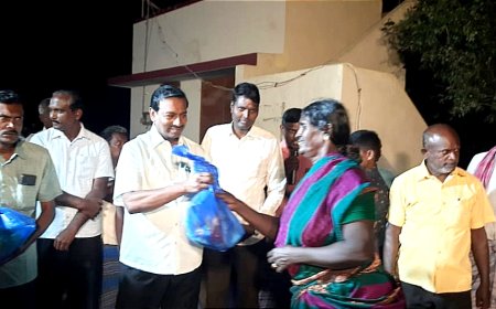 திருப்பத்தூர் கிறிஸ்து ராஜா பள்ளி  சார்பில் நிவாரண உதவிகள்!