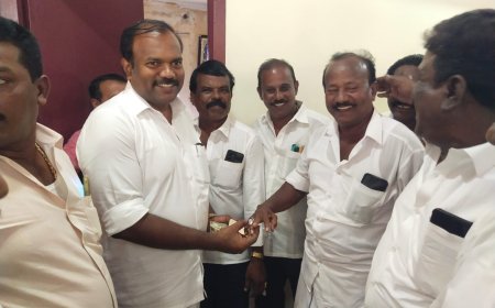 தூத்துக்குடி மாநகராட்சி கவுன்சிலர்களுக்கு தலா 1 பவுன் தங்க மோதிரம் வழங்கிய மேயர் - அண்ணாச்சி போலவே அவரது மகனும் அசத்தல்