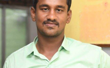 தூத்துக்குடி ஒன்றிய அதிமுக செயலாளர் மகனும், பி.ஆர்.ஒ அலுவலக உதவியாளருமான சக்திசிவன் விபத்தில் பலி