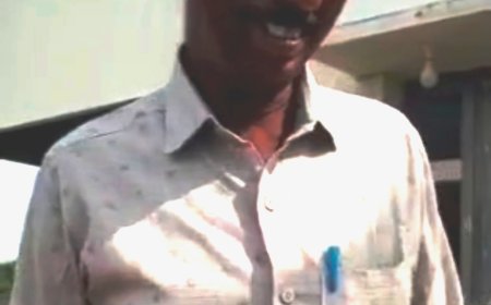 மின் கம்பம் நடுவதற்கு பணம் கேட்ட புதுக்கோட்டை இ.பொறியாளர்  சஸ்பெண்ட்  - வீடியோ வெளியானதை தொடர்ந்து நடவடிக்கை