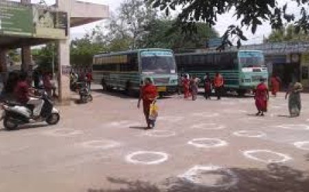 கவனிக்க யாரும் இல்லாமல் கண்டபடி இயக்கப்படும் அரசு, தனியார் பேருந்துகள் - நாசரேத்தில் அவலம்