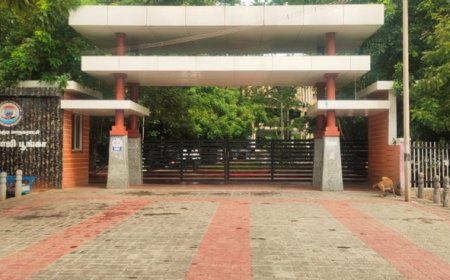 தூத்துக்குடி ராஜாஜி பார்க்கில் நடக்கிறது இளசுகளின் சில்மிஷ அட்டகாசம் - தடுக்க வேண்டும் காவல்துறை