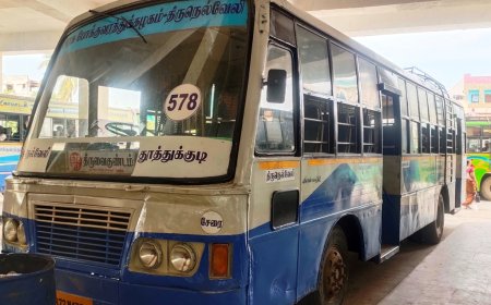 தனியாருக்கு ஆதரவாக அரசு பேருந்துகளை நிறுத்தும் அதிகாரிகள்! -தூத்துக்குடியில் அவலம்