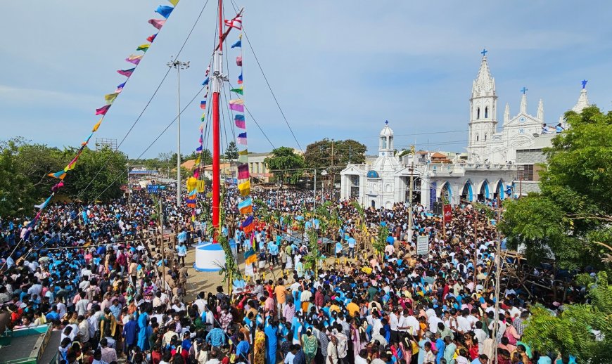 தூத்துக்குடி தூய பனிமய மாதா பேராலய திருவிழா - கொடியேற்றத்துடம் தொடக்கம்