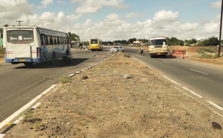 தூத்துக்குடி அருகே தேசிய நெடுஞ்சாலை துறை அலட்சியம் - விபத்து அச்சத்தில் பொது மக்கள்