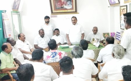 நீயா நானா? மல்லுகட்டுக்கிடையே எடப்பாடியாரின் சாதனைகளை விளக்க திண்ணை பிரசாரம் !- அதிமுக அம்மா பேரவை தீவிரம்