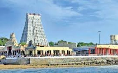 திருச்செந்தூர் முருகன் கோவிலில் ஜுலை 7ம் தேதி கும்பாபிஷேகம் - உள்ளூர் விடுமுறை கேட்கிறது இந்து முன்னணி