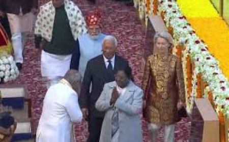 ஜனநாயகத்தின் வலிமையும் ஒருமைப்பாடும் வெளிப்பட்ட 77வது குடியரசுத் தின விழா - டெல்லியில் கோலாகலம்