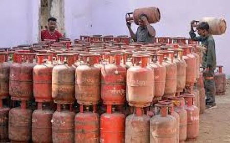 சிலிண்டர் பற்றாக்குறை விவகாரம் – மீடியாக்களும் அரசியல் கட்சிகளும் பொறுப்புடன் செயல்பட வேண்டும்