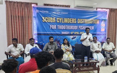 தூத்துக்குடியில் 5000 கடலோட மக்களுக்கு.. ஸ்டெர்லைட் நிறுவனம் ரூ 1 கோடி மதிப்பிலான உதவிகள்..