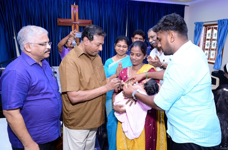 நாலுமாவடி பன்னோக்கு மிஷன் மருத்துவமனையில் பிறந்த 500வது குழந்தைக்கு நினைவு பரிசு - மோகன் சி லாசரஸ் வழங்கினார்