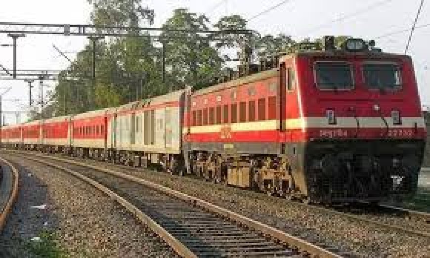 தூத்துக்குடி - மும்பை ரயில் தாமதம் காரணமாக இன்று மாலை 3.30 மணிக்கு பதிலாக இரவு 11.00 மணிக்கு கிளம்பும்