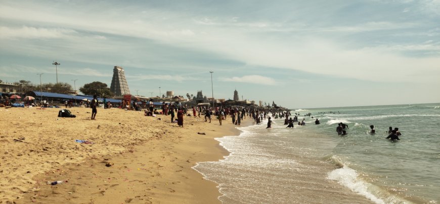 திருச்செந்தூர் முருகன் கோவிலில் டூப்பிலிகேட் டிக்கெட் மோசடி -   12.9.2025 -அன்றே வெளிப்படுத்தியது நடுநிலை.காம்