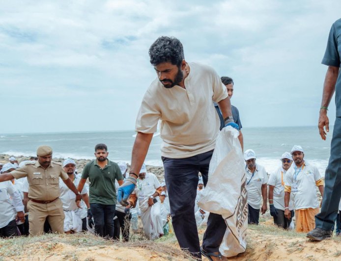 மதுரை மாநாட்டில் நான் அரசியல் பேசுவேன் - திரேஸ்புரம் கடற்கரையில்  அண்ணாமலை பேச்சு