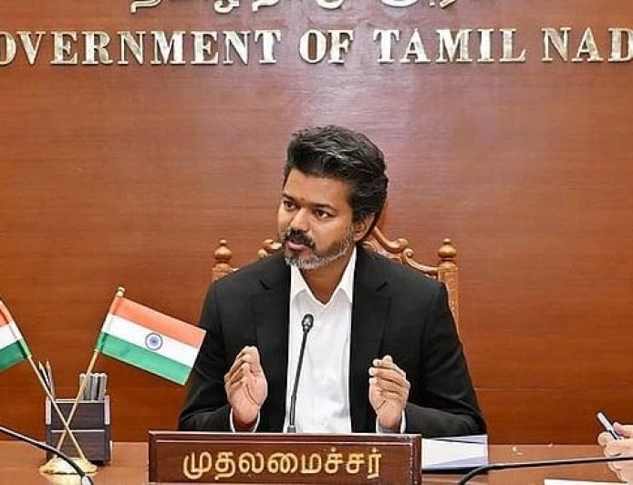 மின்வெட்டுக்கு முற்றுப்புள்ளி வைக்க முதல்வர் விஜய் அதிரடி! மின்வாரிய தலைமை அலுவலகத்தில் திடீர் ஆய்வு